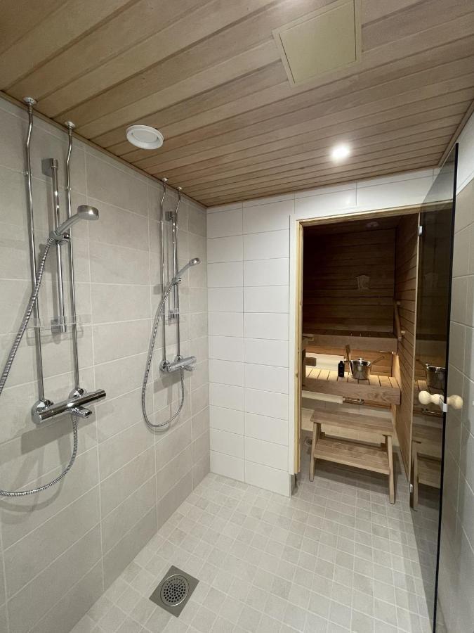 Arctic Deluxe Residence โรวานิเอมิ ภายนอก รูปภาพ
